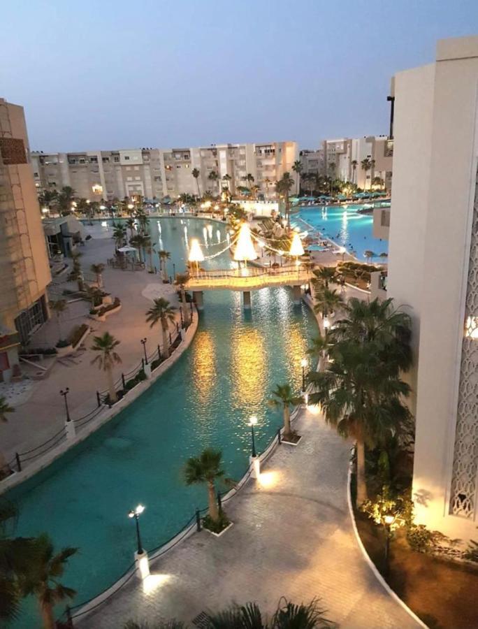 Super Appartement Avec 5 Piscines En Residence Monastir Luaran gambar
