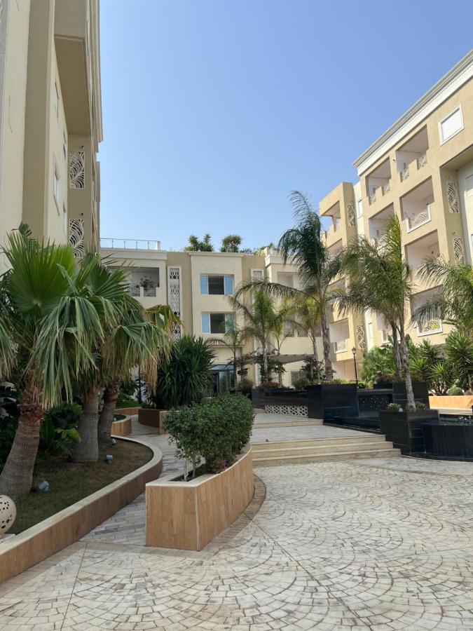 Super Appartement Avec 5 Piscines En Residence Monastir Luaran gambar